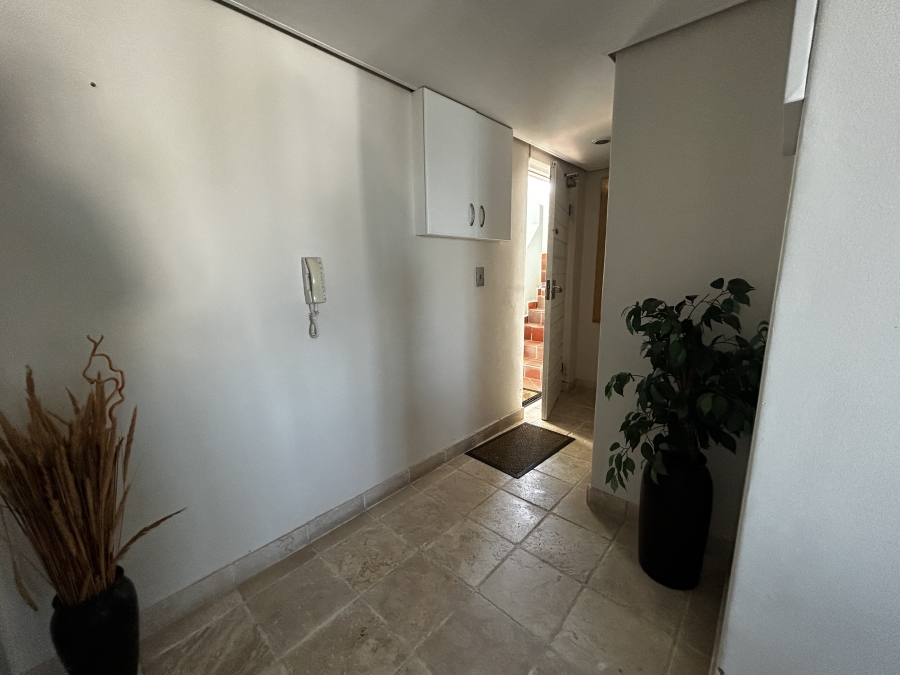 2 Bedroom Property for Sale in Beachfront Western Cape